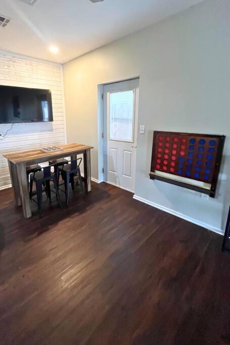 Spacious Lawton Escape With Game Room Near Fort Sill Sleeps 6 Buitenkant foto